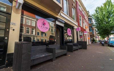 Love 66 Café-lounge in Centrum van Den Haag