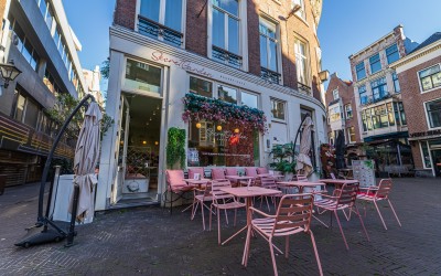 Lunchroom Secret Garden Bakery in centrum Den Haag