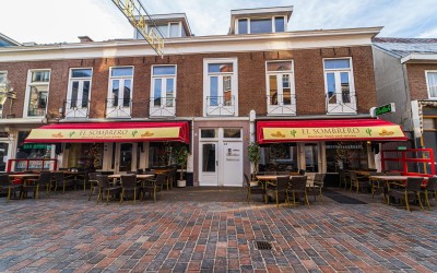 Restaurant met afhaal -en bezorgservice