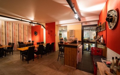 Restaurant & Takeaway