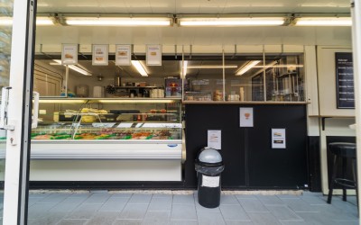 EH 1006 Snackbar bij Peter